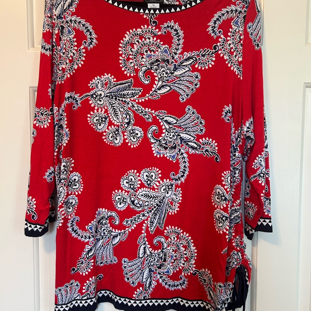 Chic Red Paisley Women's Blouse